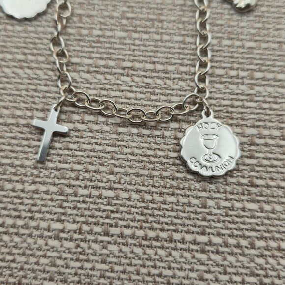 6.25 Inch Sterling Silver Various Religious And Name Charms Bracelet A5831 - Picture 2 of 8